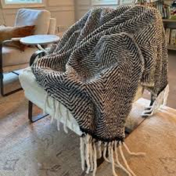 Navy blue & White Throw Jeté Manta West Elm NWT
